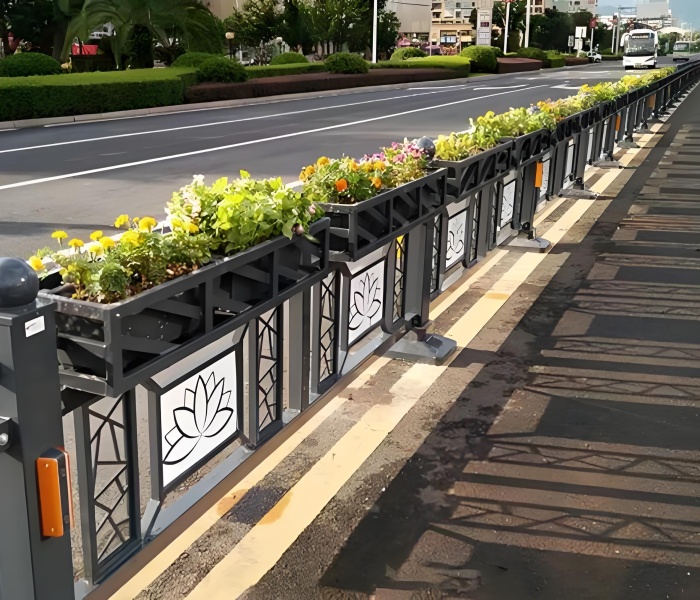 Landscape flower box fence-2`